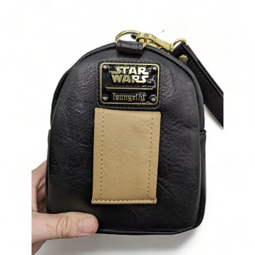 Disney Parks The Child Mandalorian Baby Yoda Star Wars Loungefly Wristlet Bag